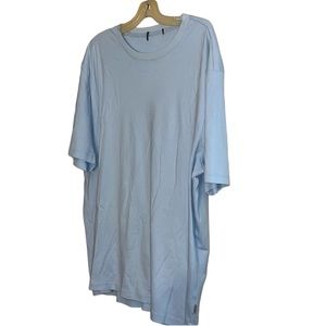 Calvin Klein size  large -XL mens blue crewneck tee shirt  like new unisex